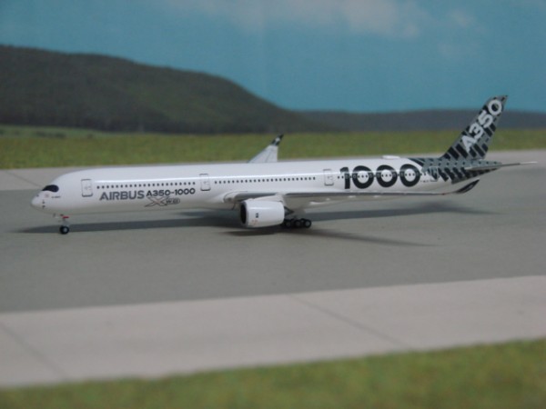 Airbus A350-1000 Airbus House Colours