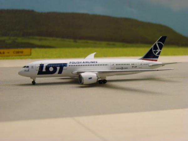 Boeing 787-8 LOT Polish Airlines