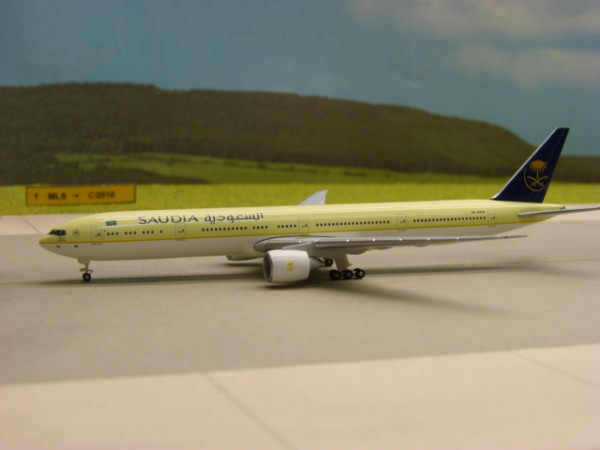 Boeing 777-300ER Saudi Arabian Airlines
