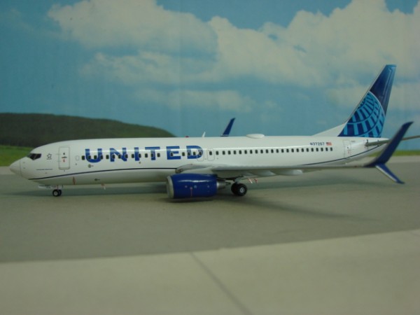 Boeing 737-800WL United Airlines